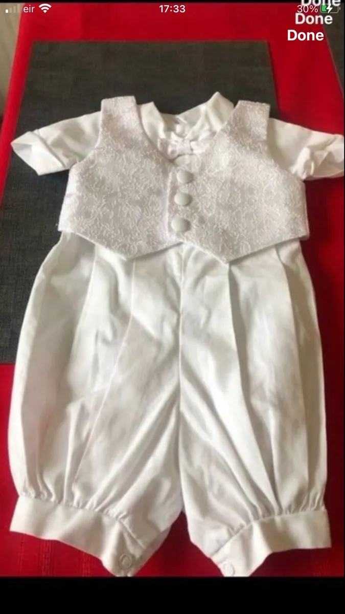 Boys suit 3/6 mths €5 - Image 4