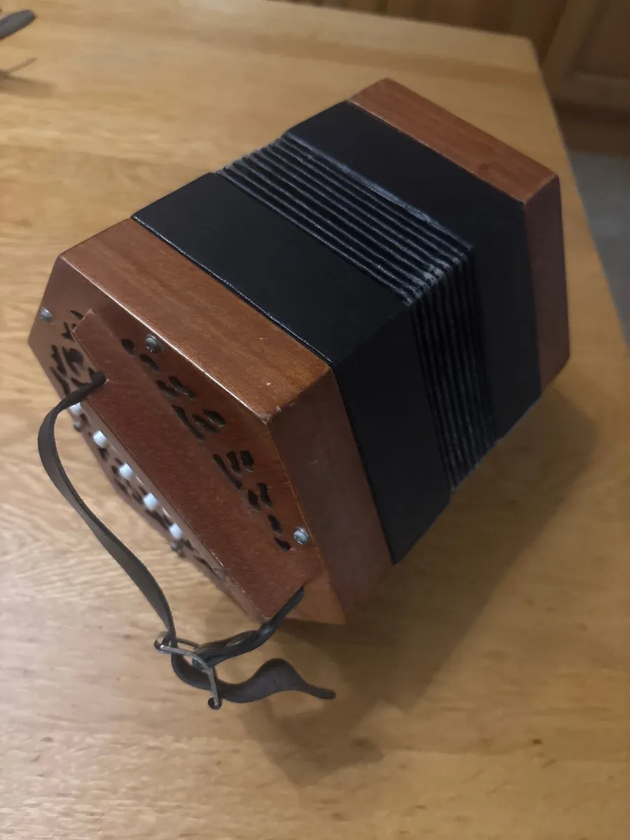Concertina - Image 2