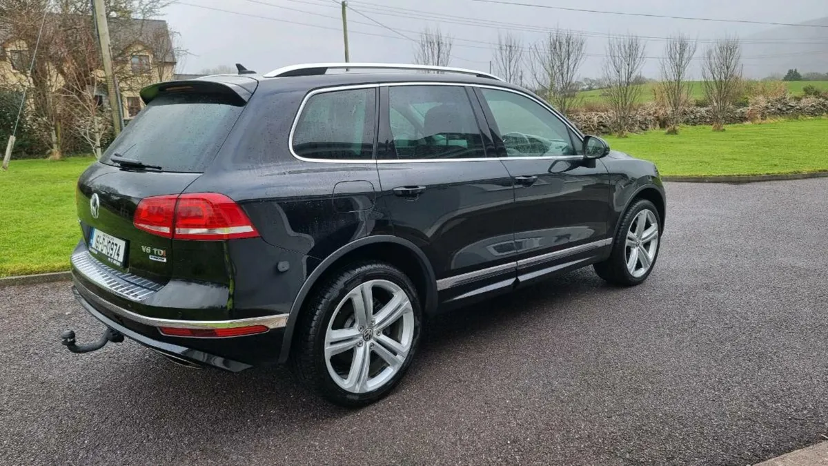 Volkswagen Touareg R-line - Image 2