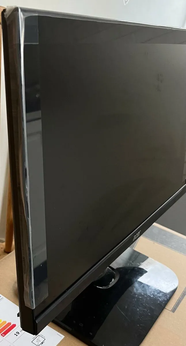 LCD MONITOR - Image 3