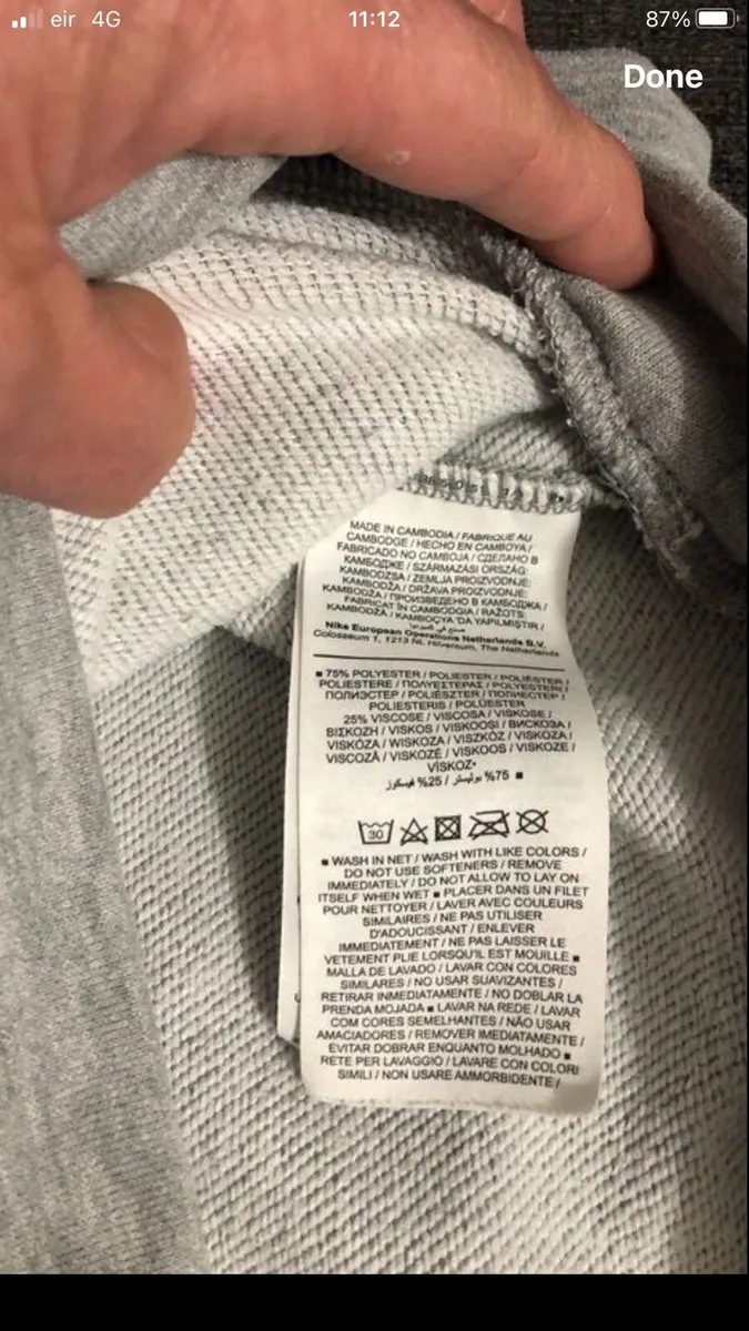 Mens Nike hoodie size S €10 - Image 3