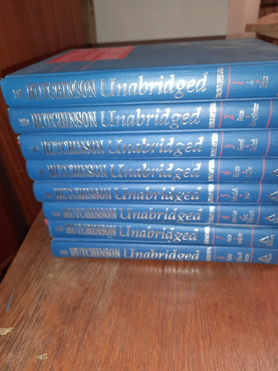 Full set of encyclopedias - Image 1