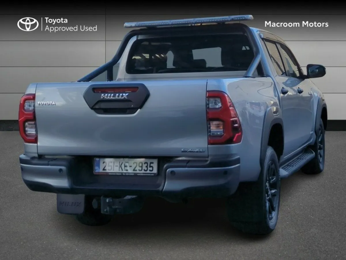 Toyota Hilux HILUX 2.8 INVINCIBLE - Image 2