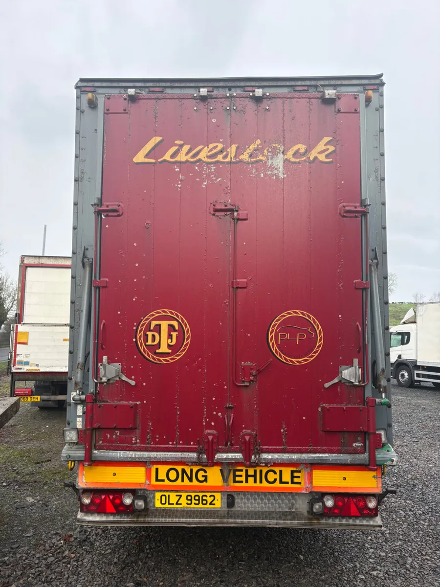 Pezzaioli Pig Trailer - Image 4