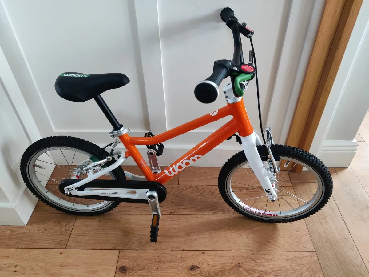 Woom 3 bicycle - Image 2
