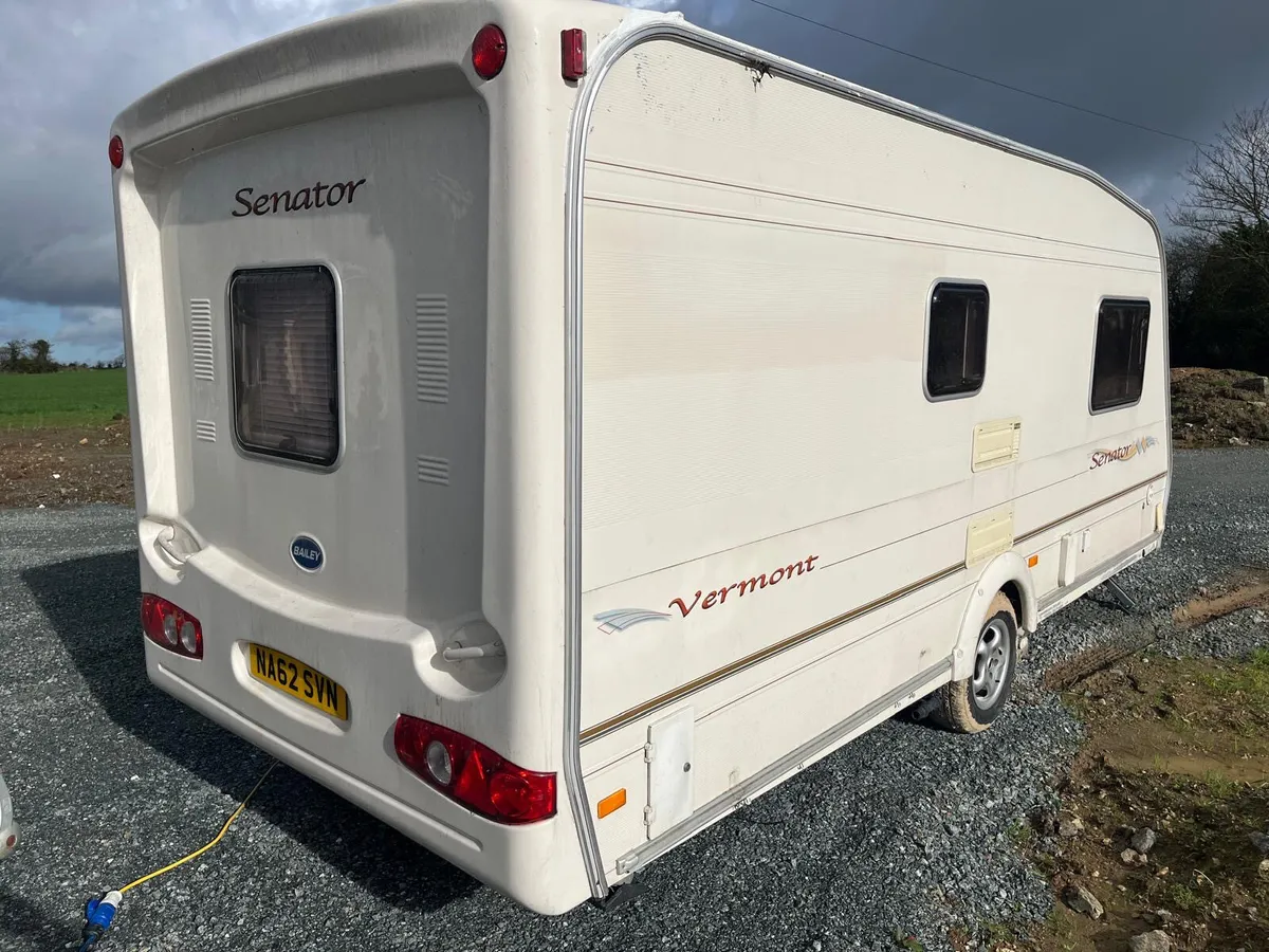 2 berth Bailey senator vermont caravan - Image 2