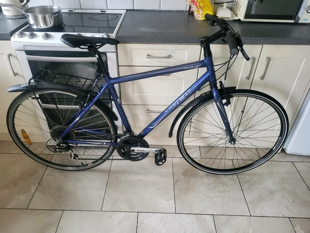 Mens trek bike - Image 1