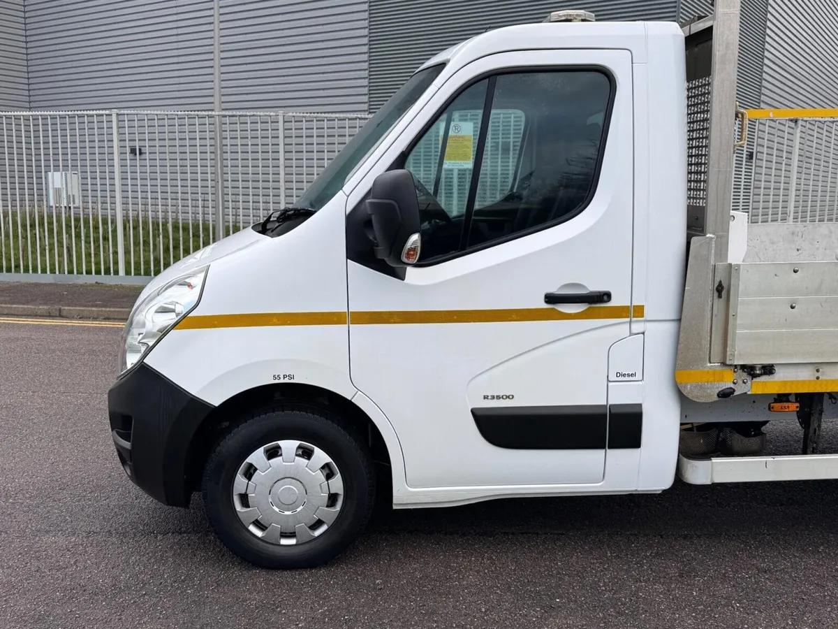 2019 Vauxhall Movano Dropside Van - Image 2