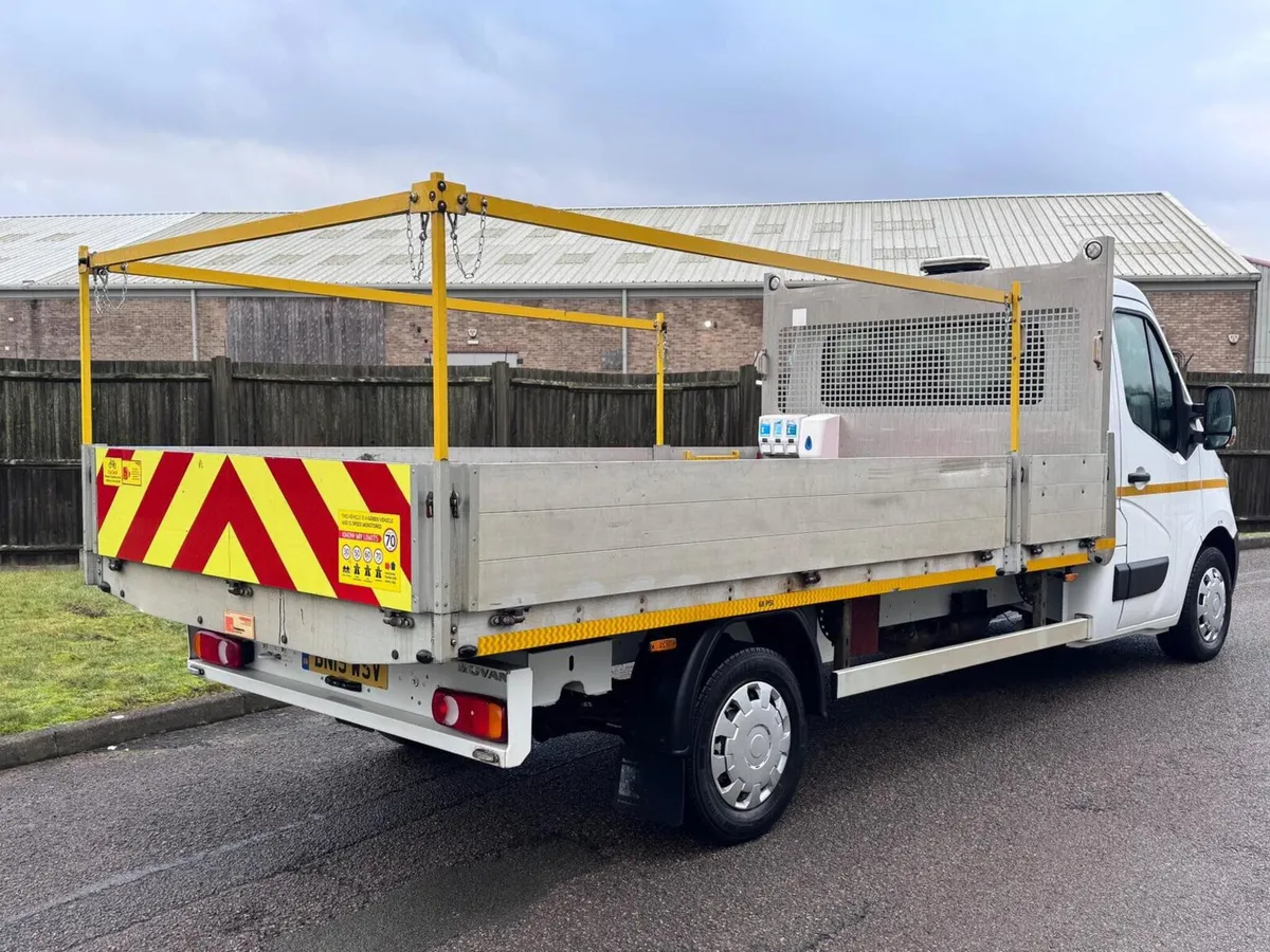 2019 Vauxhall Movano Dropside Van - Image 3