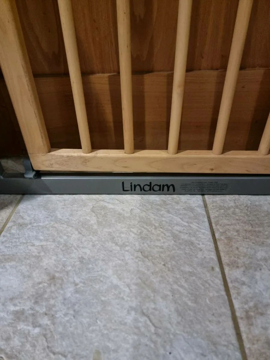 Lindam Safety Gate...€30 - Image 3