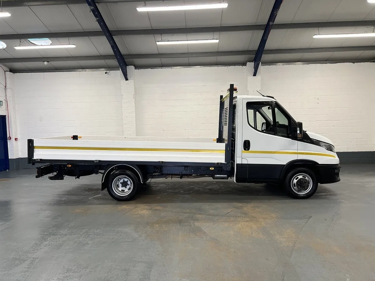 2023 Iveco Daily Dropside Van - Image 2