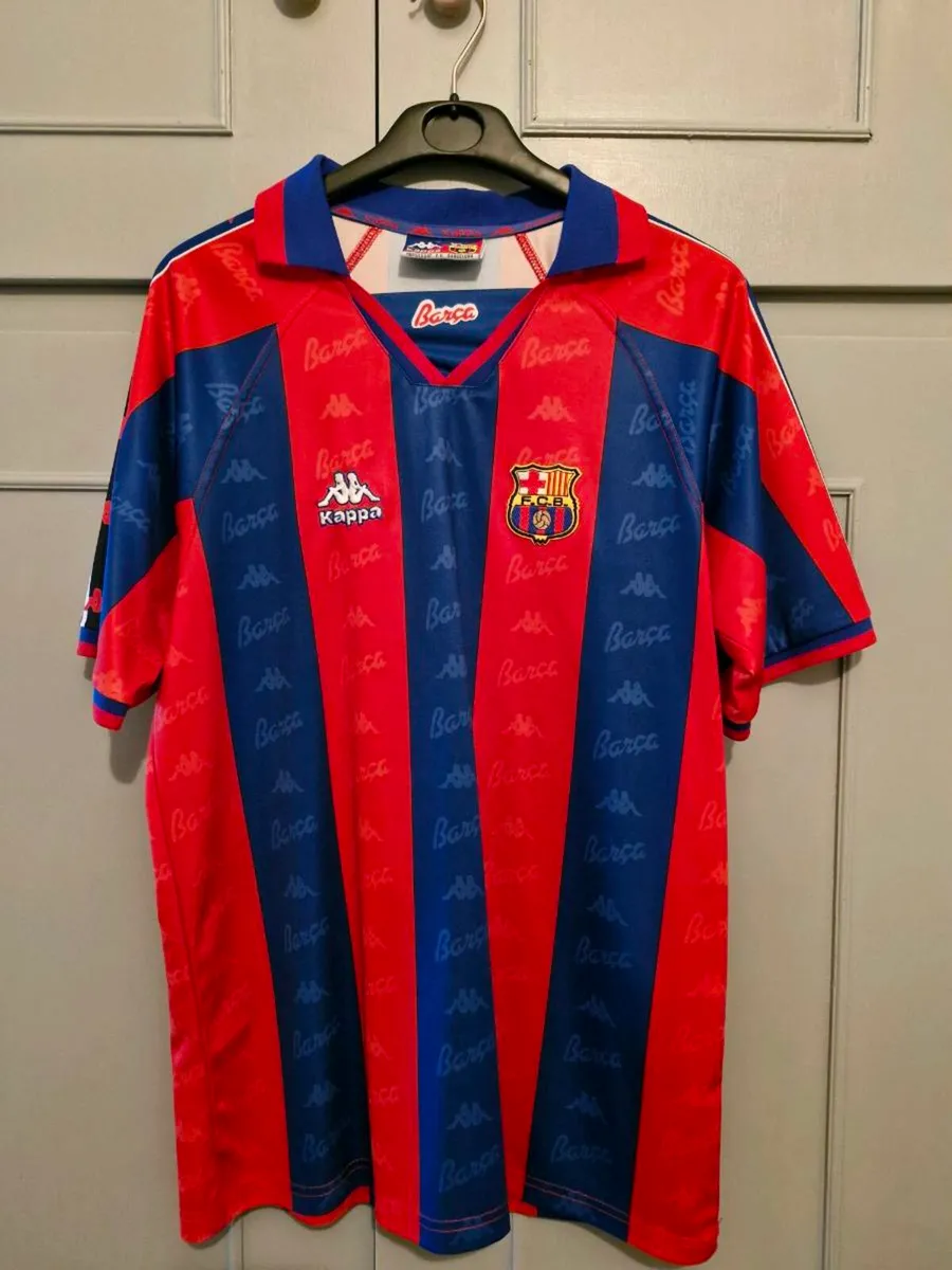 Barcelona Mens Large - Image 1