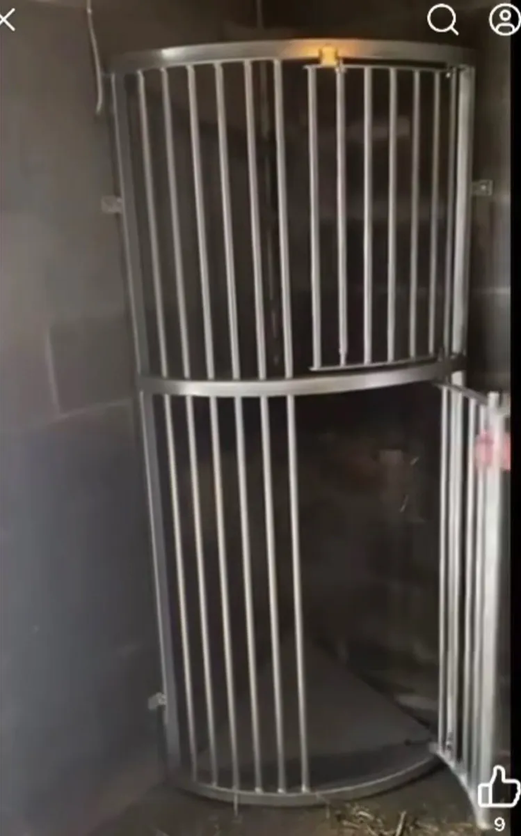 Horse  Hay Feeder / Hay Rack - Image 3