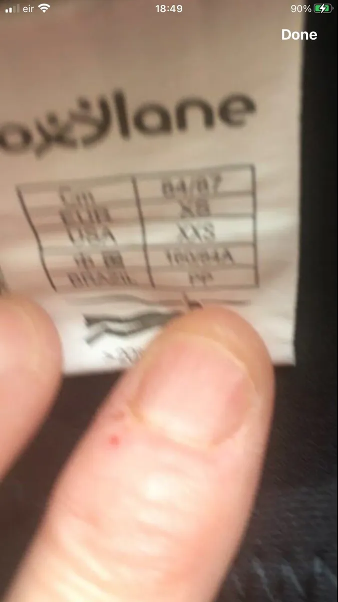 Girls wetsuit size XS 64/67 €10 - Image 3