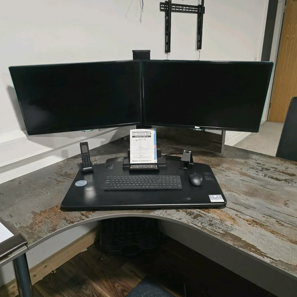 Yo-Yo Desk GO 2 - with  Dual Screen - Image 2