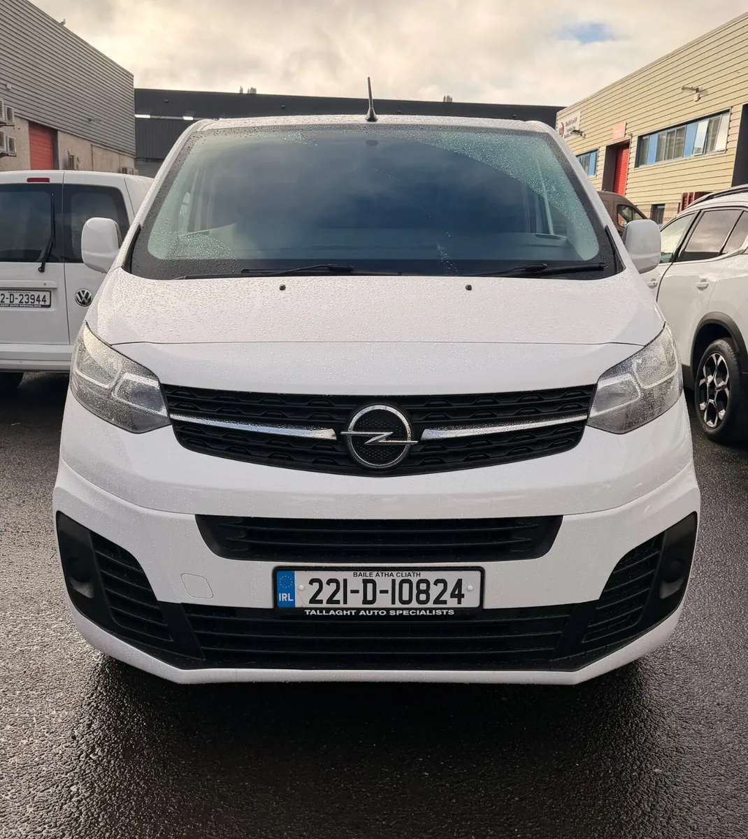 2022 Opel Vivaro Long Wheel Base 45,000Km - Image 2