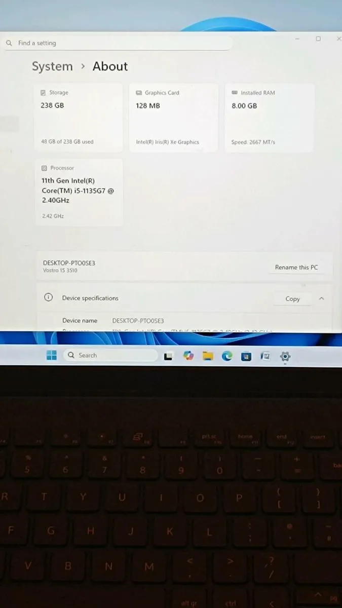 Dell Vostro 3510, i5 11th, 8Gb, + Laptop Bag - Image 2