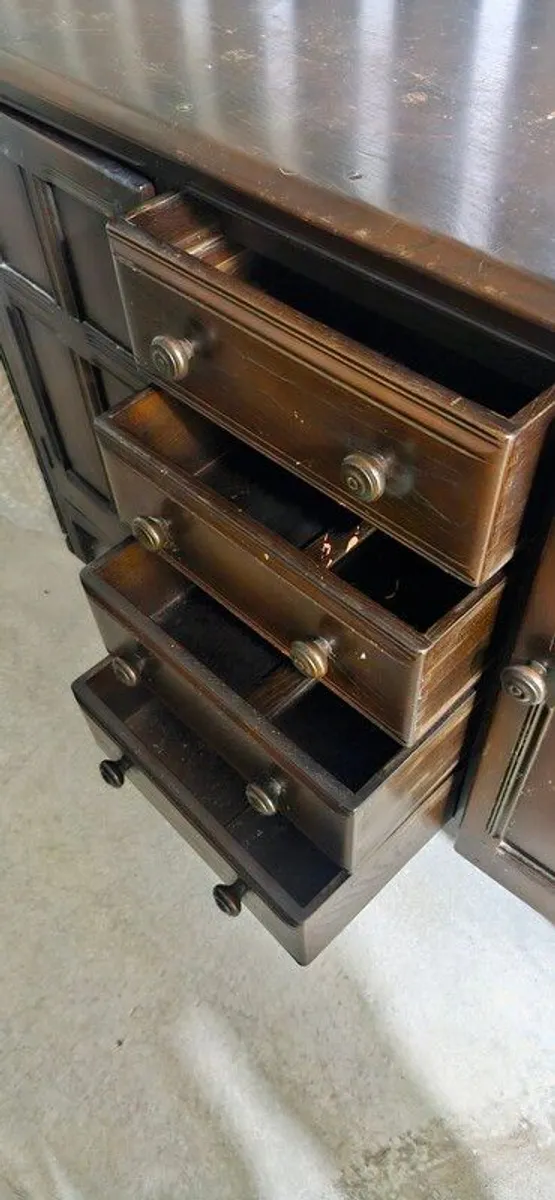 solid wood sideboard - Image 4