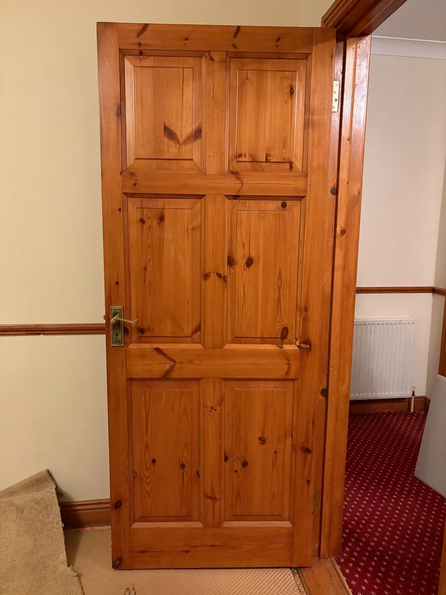 Internal doors - Image 4