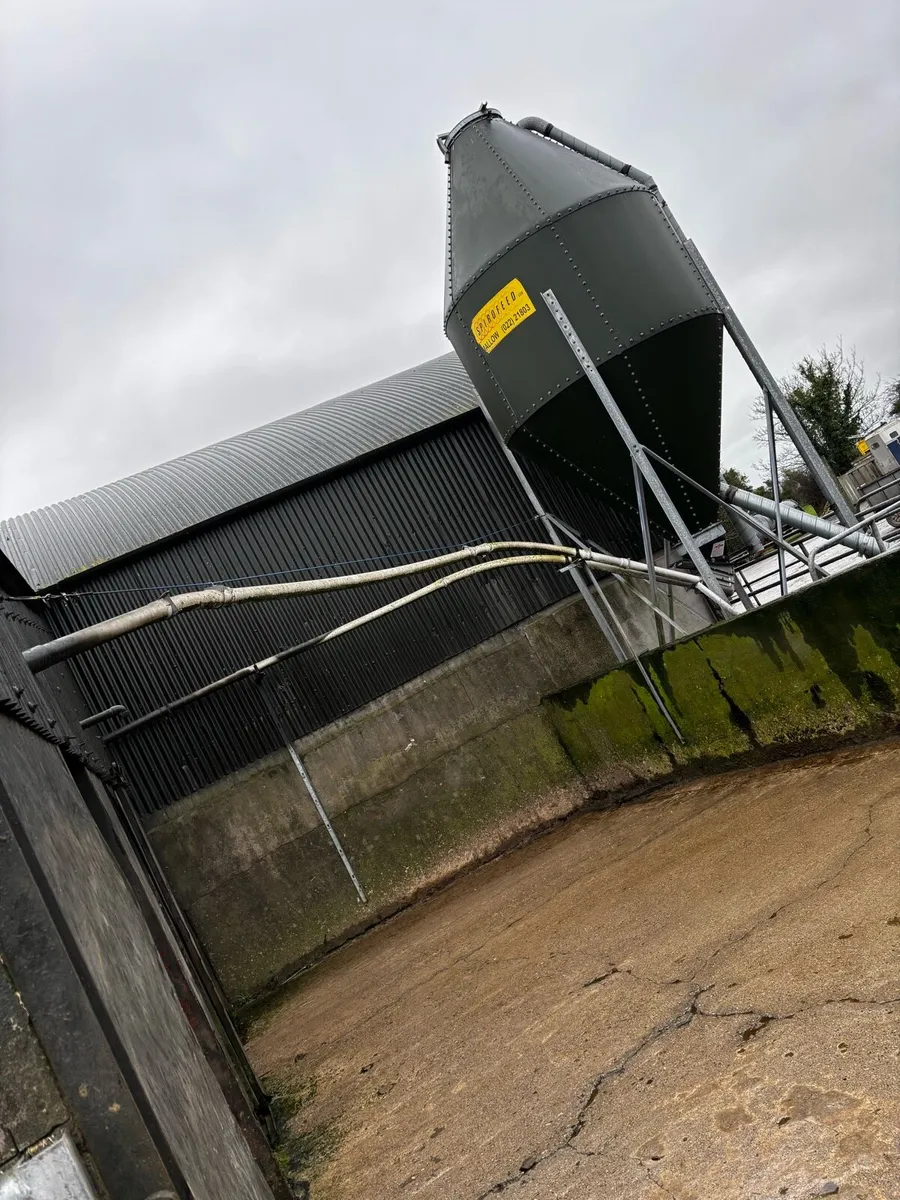 Meal augers - Image 1