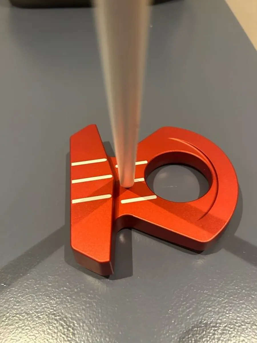 Three month old pristine LAB putter - Image 4