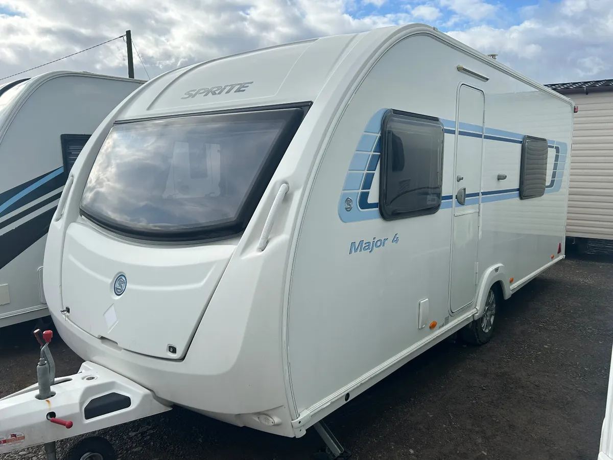 Sprite major 4 stunning caravan - Image 1
