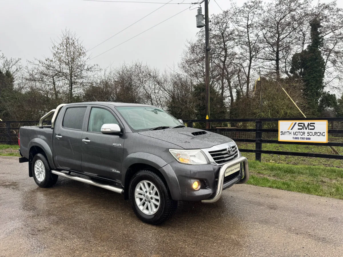 161 Toyota Hilux Invincible 3.0L D4D*****No Vat - Image 1