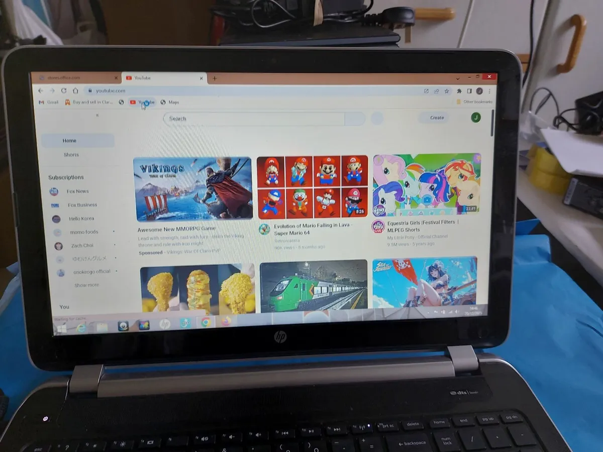 HP Pavilion 15.6 inch Laptop, 8GB RAM, Wins 8 - Image 4