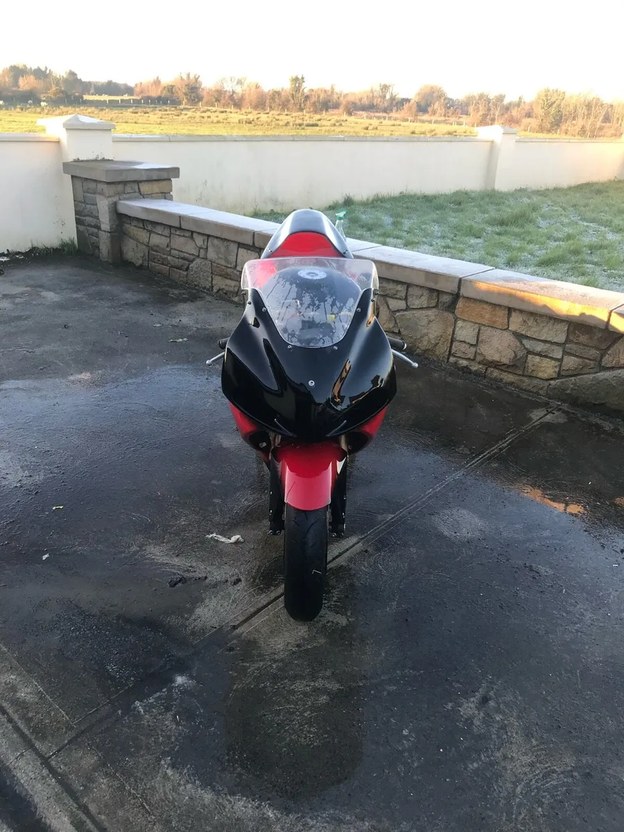 race track bike - Image 2