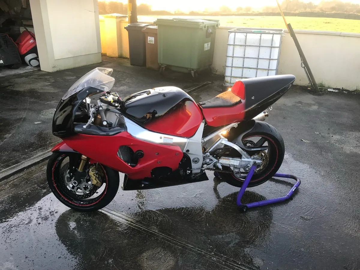 race track bike - Image 3