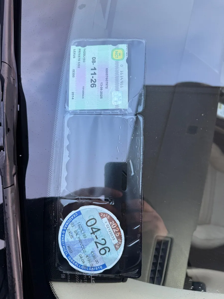 Lexus is300H - Image 4