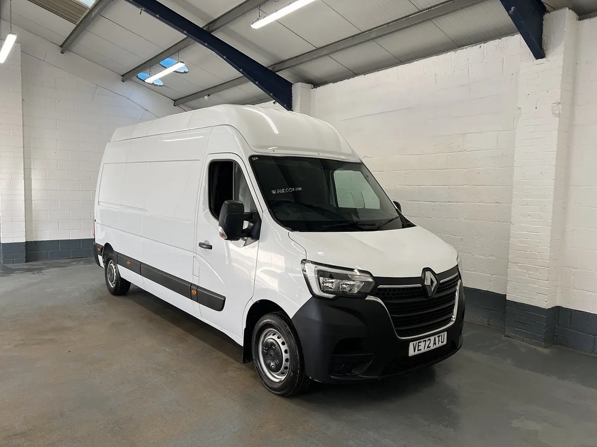 2023 Renault Master High Roof Panel Van - Image 1