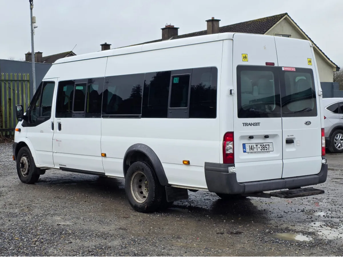 Ford Transit 135 T430 RWD 5DR - Image 3