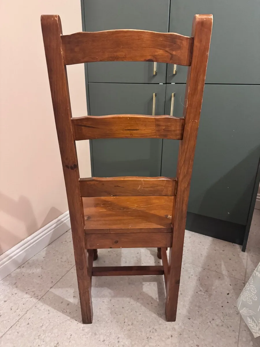 Dining chairs - Image 1