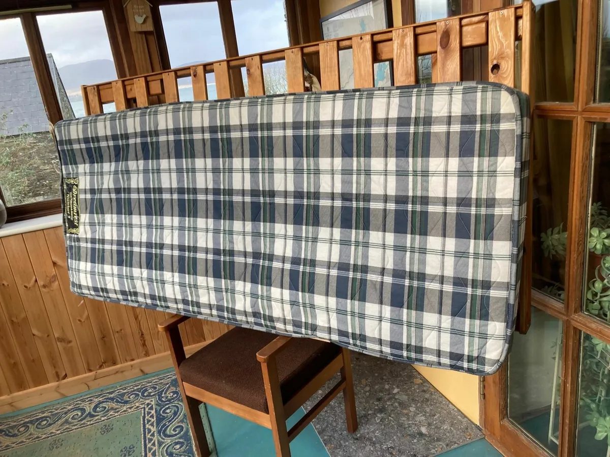 light weight portable wooden framed bed - Image 3