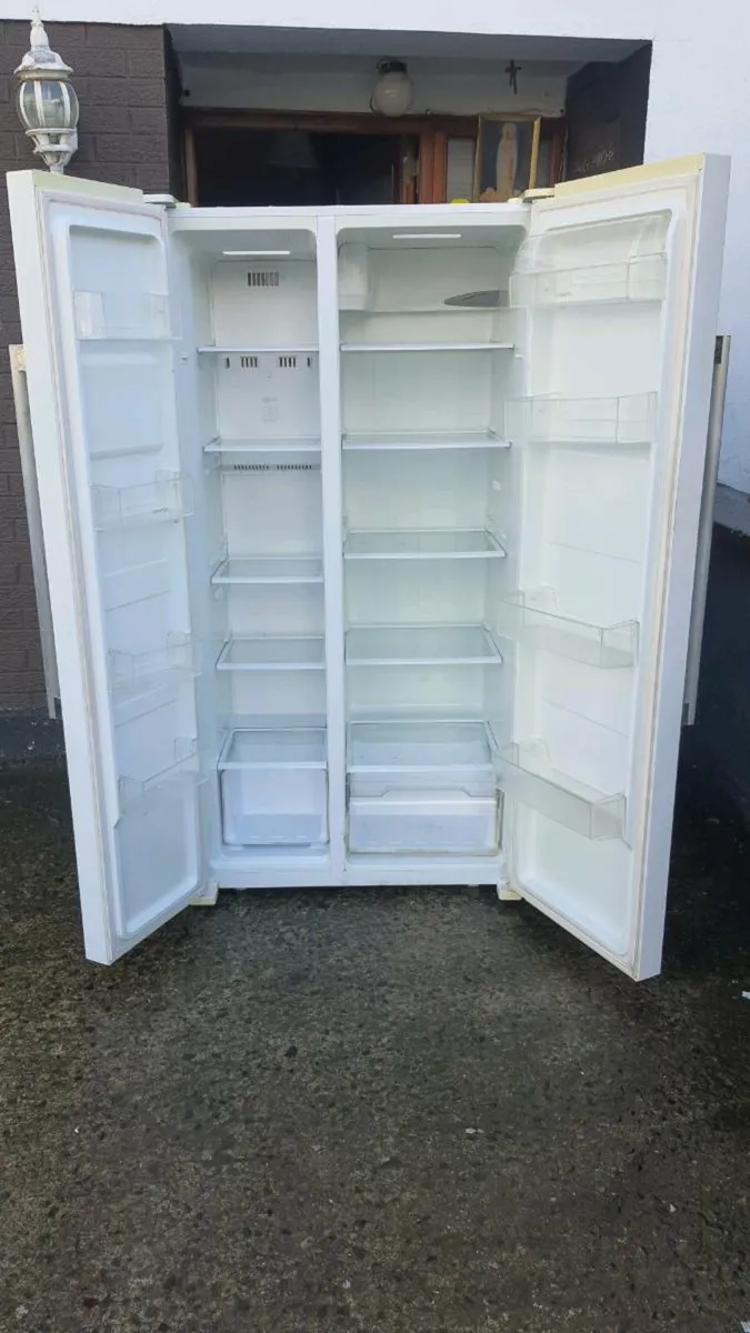 American Style Fridge Freezer - Image 3