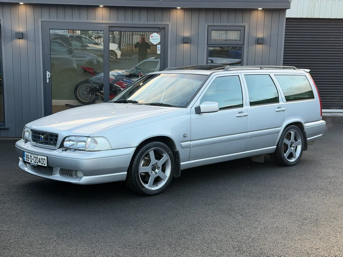 1999 VOLVO V70R AWD 2.4 - Image 2