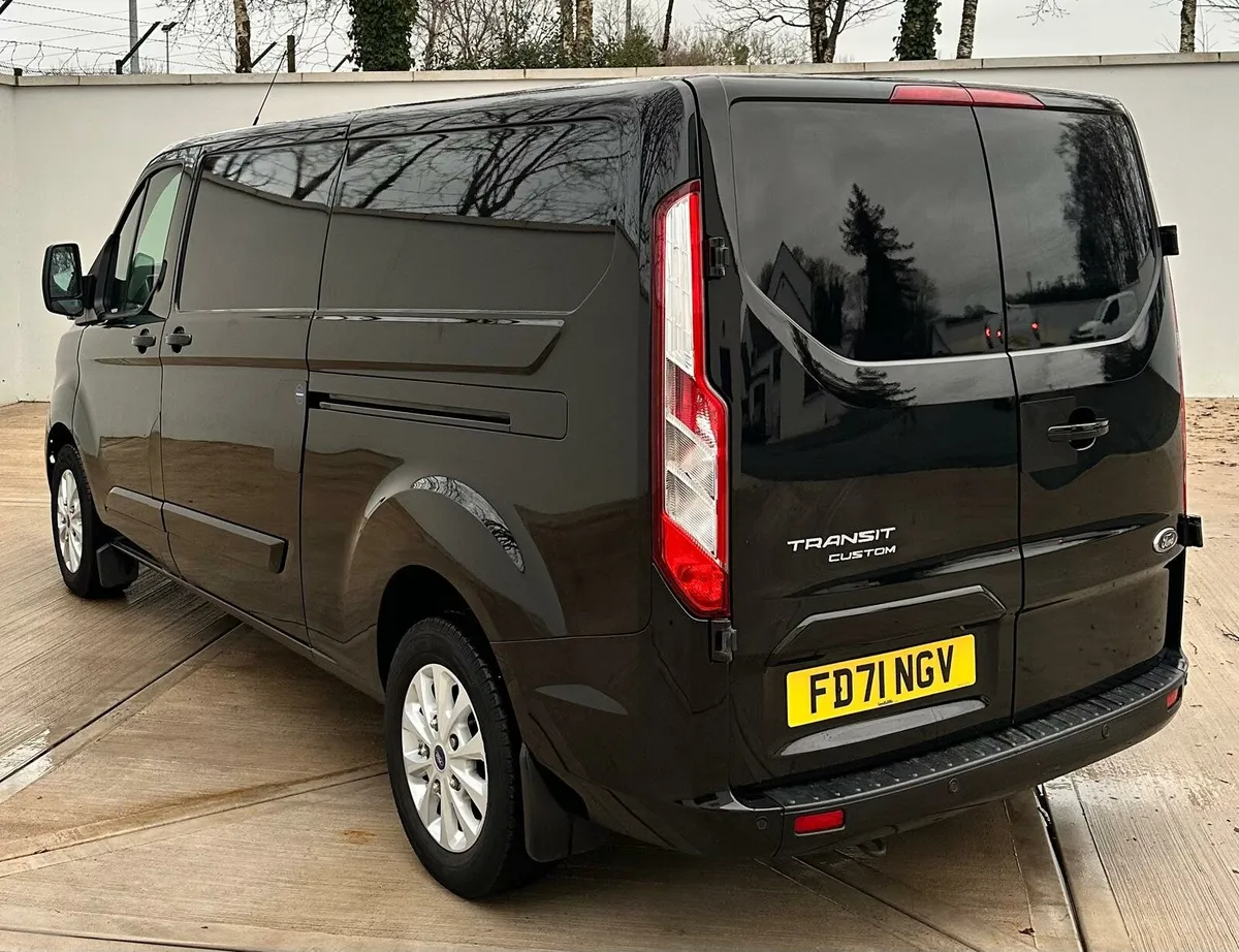 Ford Transit - Image 4