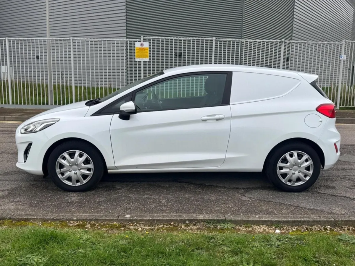 2019 Ford Fiesta Van Car Derived Van - Image 1