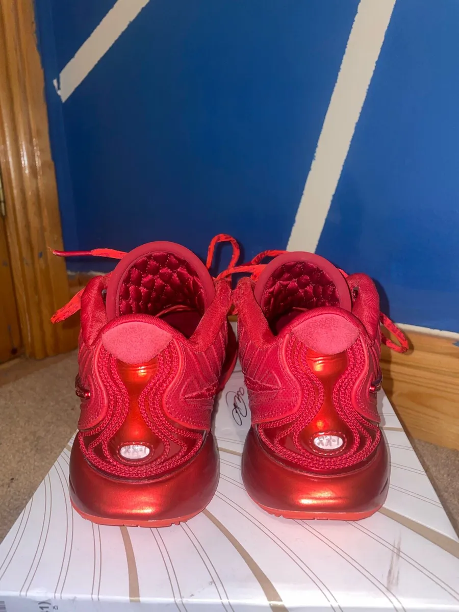 LeBron 21 Red. Basketball shoes. - Image 4
