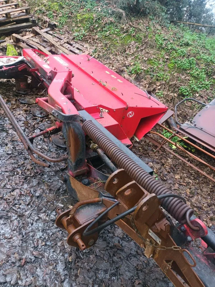 Lely 240MC 8ft mower - Image 1