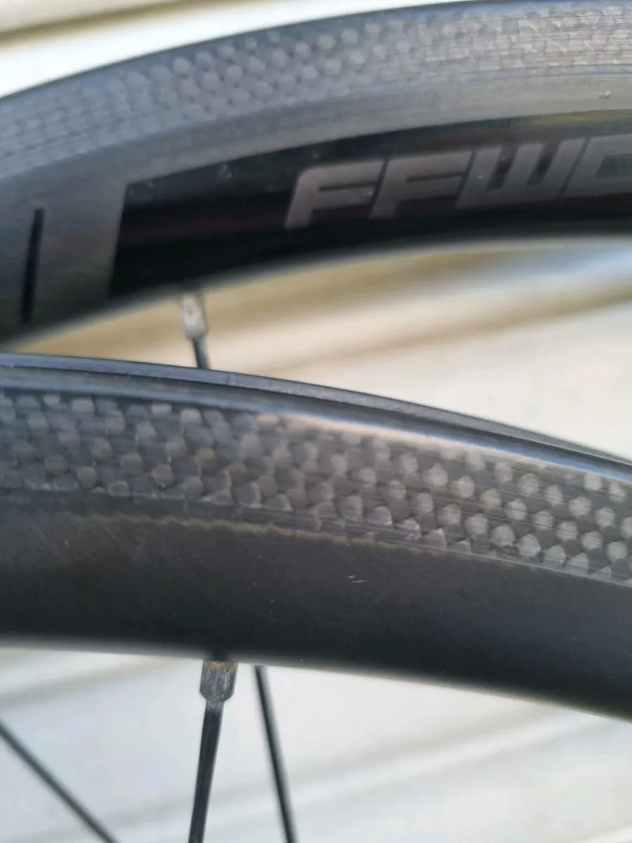 Fast foward carbon wheelset - Image 2