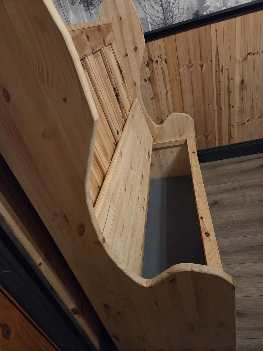 Old style settles with storage - Image 2