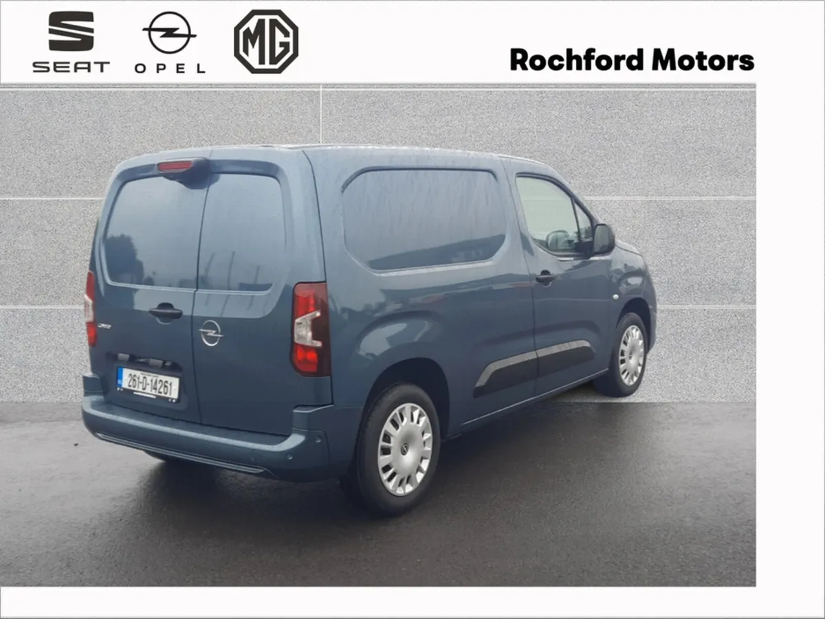 Opel Combo L1H1 Sportive 1.5 130HP AUTO - Image 4