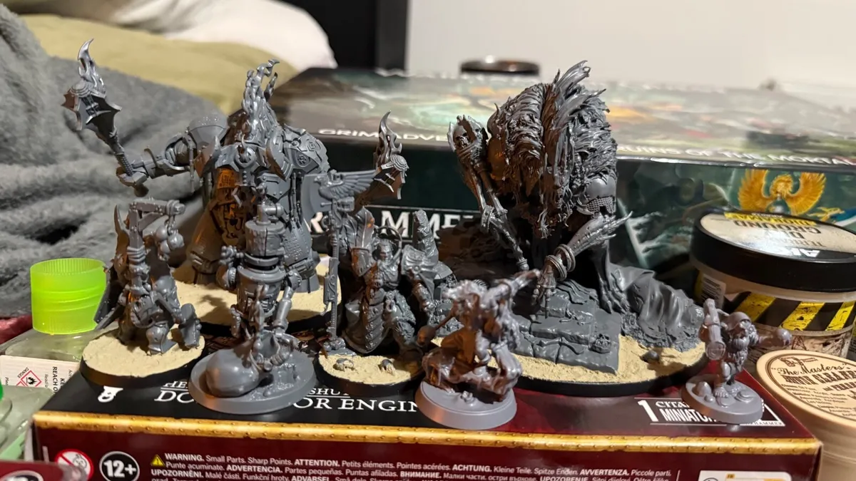 Warhammer Miniatures - Image 2