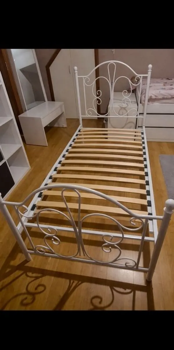 Full length single bed. - Image 2