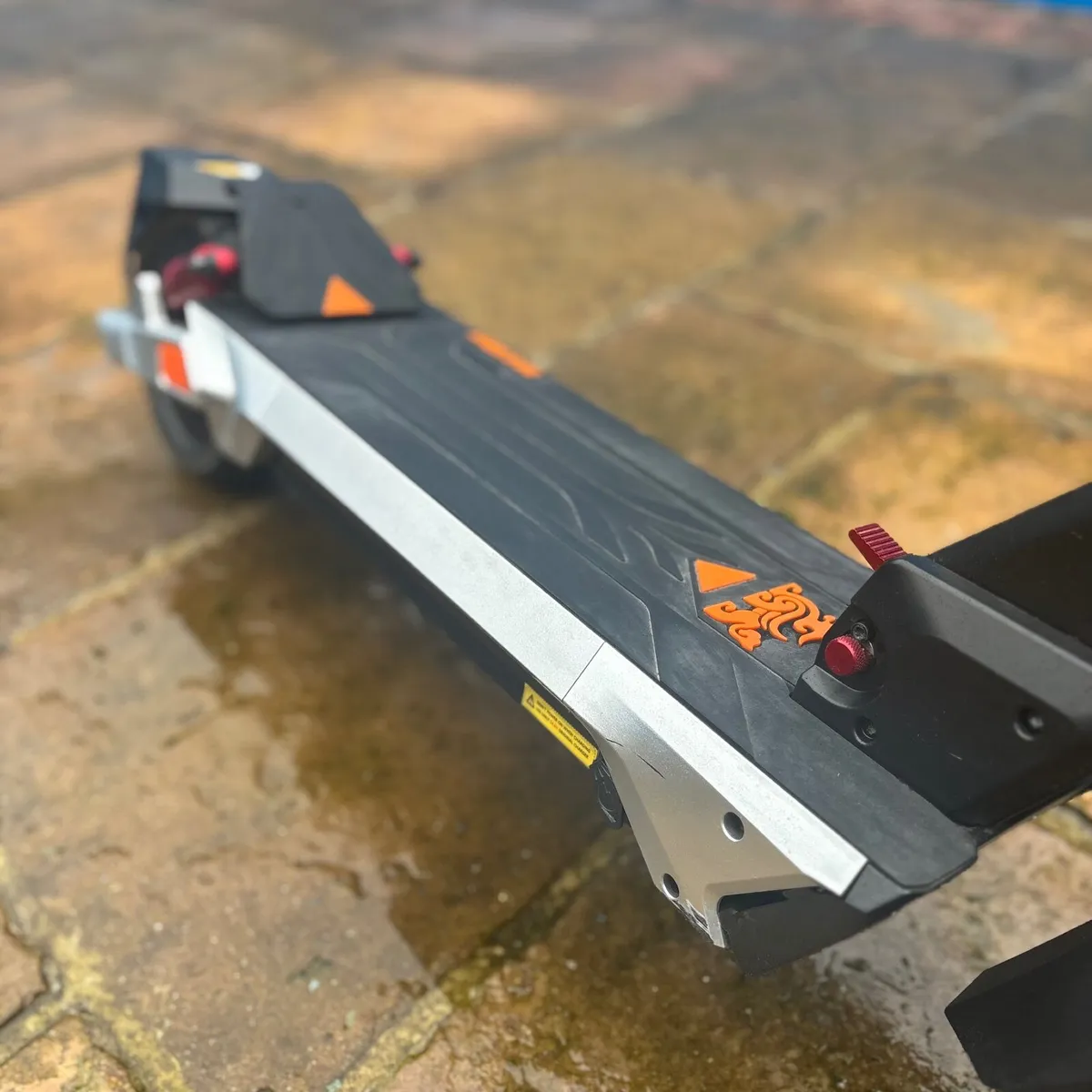 E-scooter KuKirin M4 Max Electric Scooter - Image 2