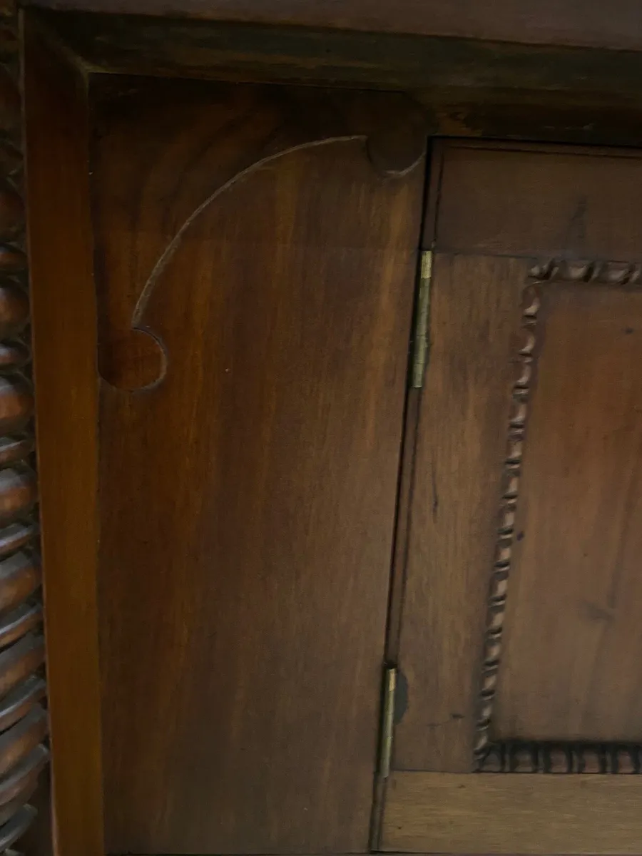 Antique  flamed mahogany hunt sideboard - Image 3