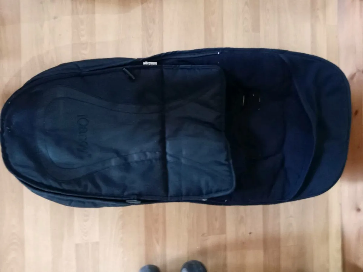 Twin Buggy-I CANDY-Condition As New With All Extra - Image 3