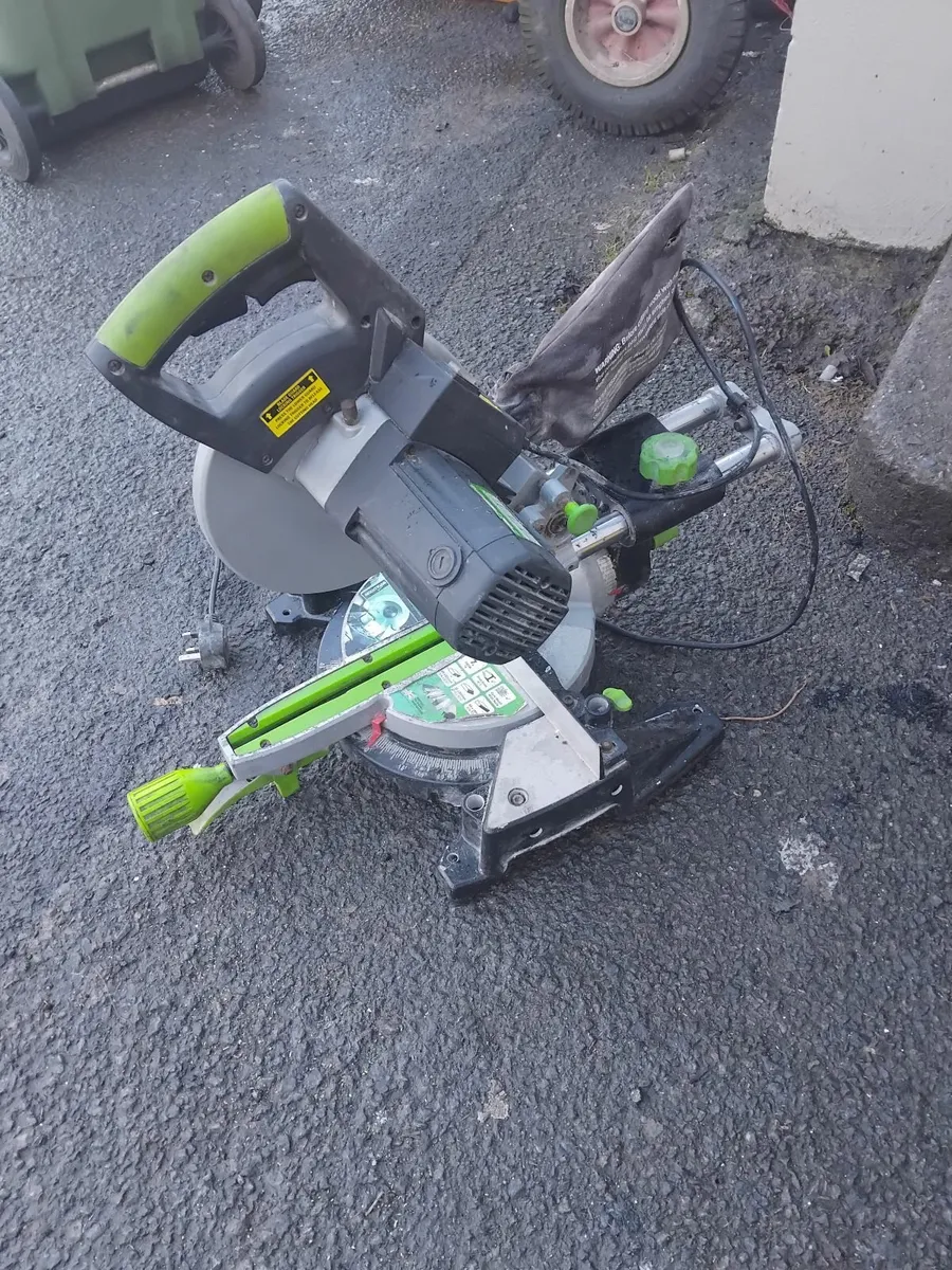 Big evolution chop saw working perfect - Image 1